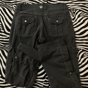 Kuhl 4/28 Black Hiking Cargo Pants 🏔